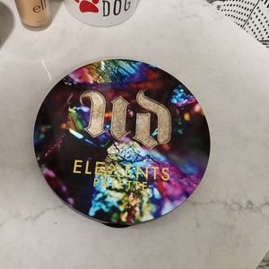 URBAN DECAY"S 'ELEMENTS' Eyeshadow Palette